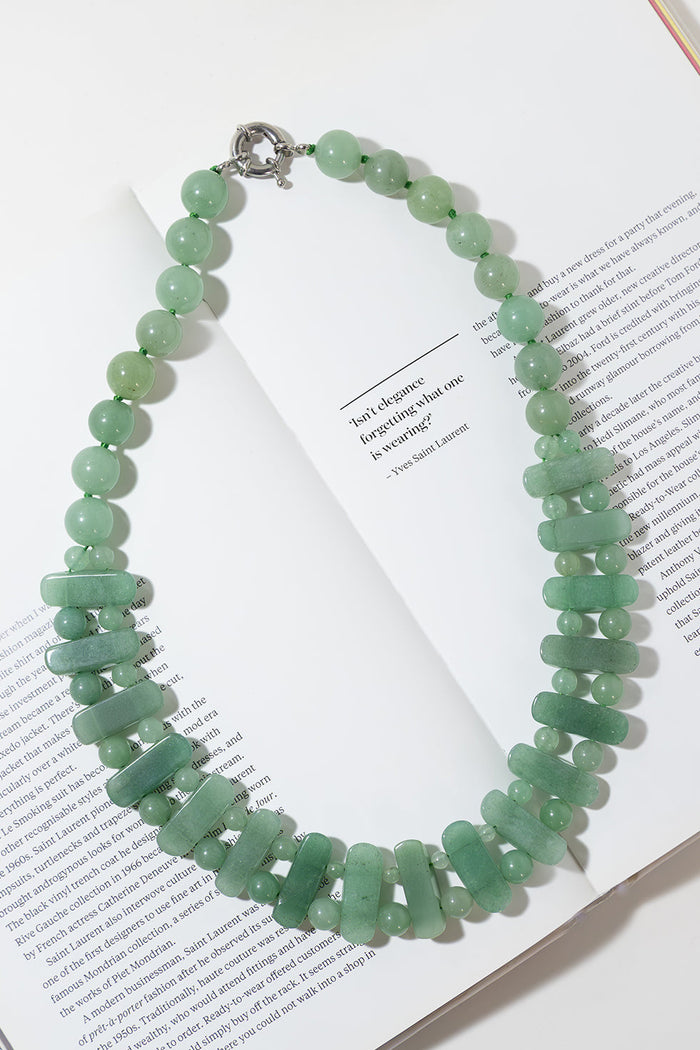 SPIRITUAL NECKLACE - GREEN