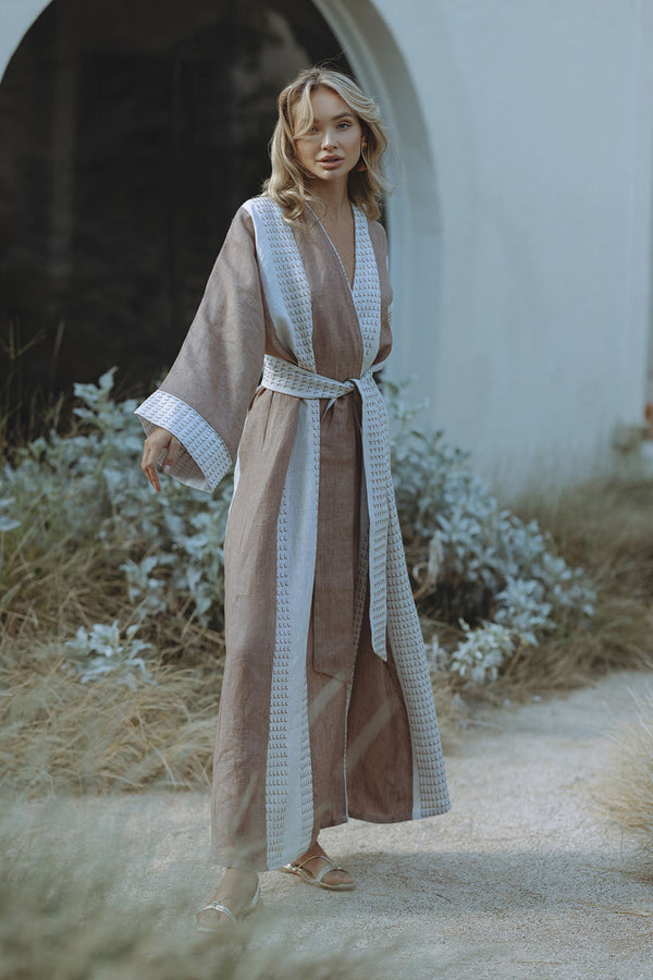 ARIA ROBE - TAN/OFF WHITE