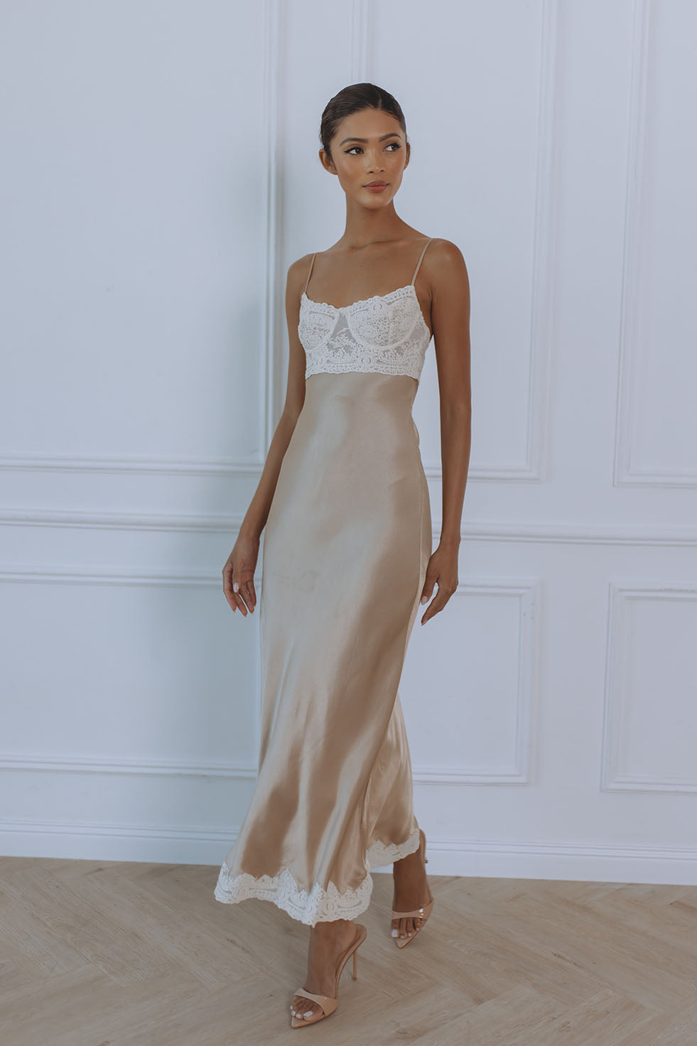 TZARIANA SATIN LACE MIDI DRESS - GOLDEN CHIC LE FRIQUE - USA TZARIANA SATIN LACE MIDI DRESS - GOLDEN CHIC LE FRIQUE - USA