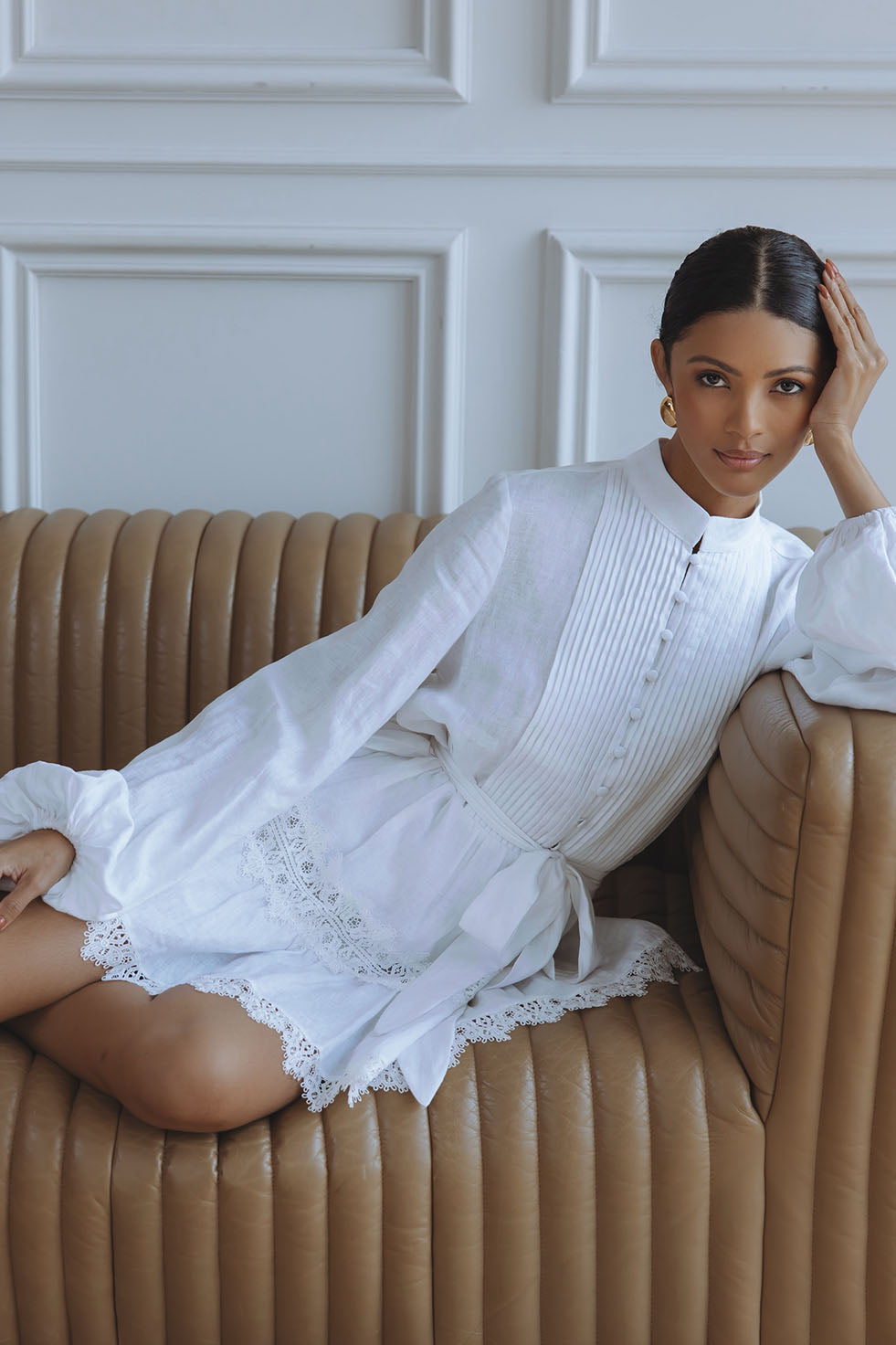 AURELIE LACE TRIM LINEN MINI DRESS - ORCHID WHITE – CHIC LE FRIQUE