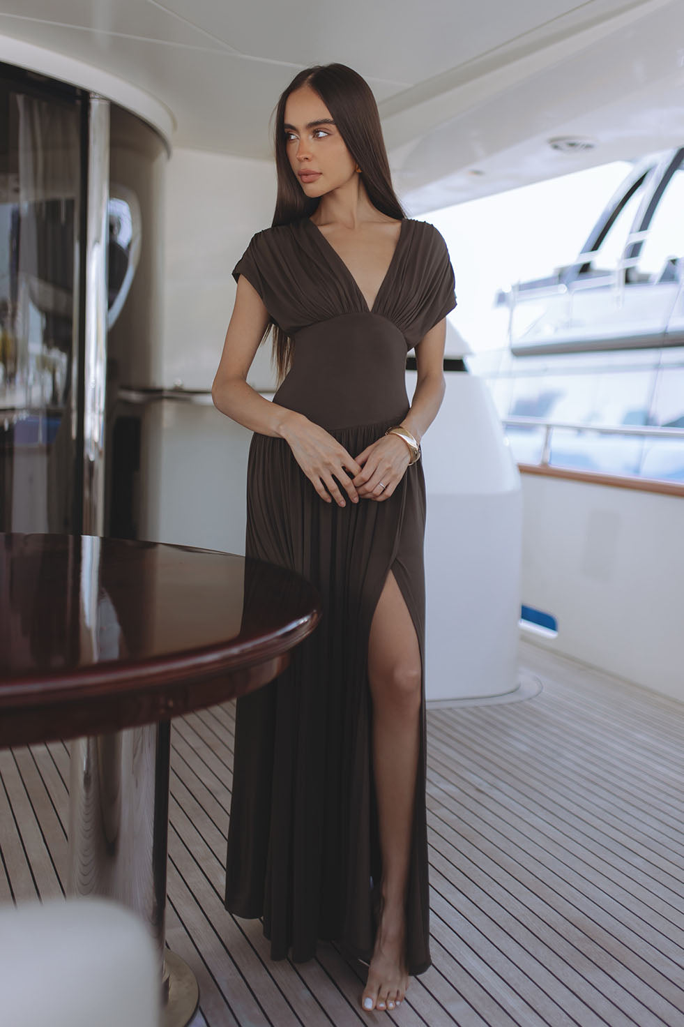 BLAIRE JERSEY MAXI DRESS - MOSS BROWN CHIC LE FRIQUE - USA BLAIRE JERSEY MAXI DRESS - MOSS BROWN CHIC LE FRIQUE - USA