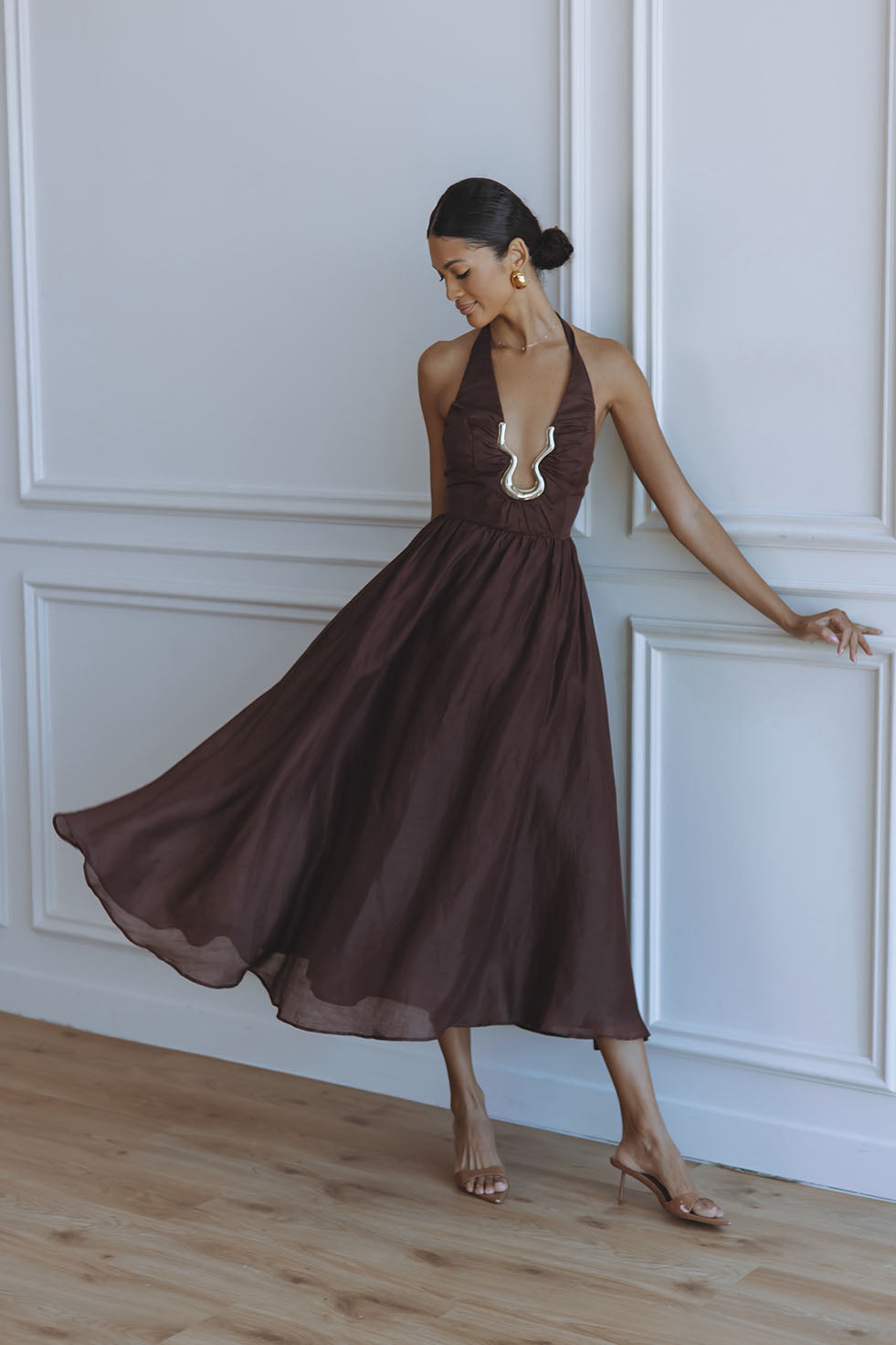 Shop Trending Chocolate Brown Dresses for Women in UAE CHIC LE FRIQUE - USA Shop Trending Chocolate Brown Dresses for Women in UAE CHIC LE FRIQUE - USA