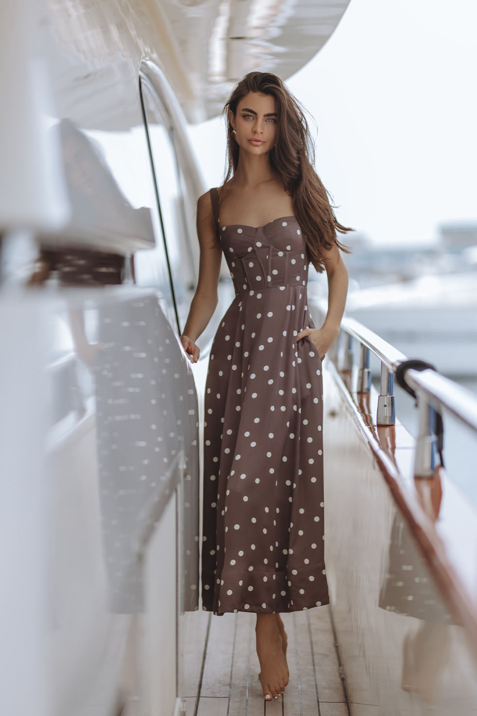 ODETTE CORSET MIDI DRESS - MOCHA TAUPE / IVORY POLKA – CHIC LE